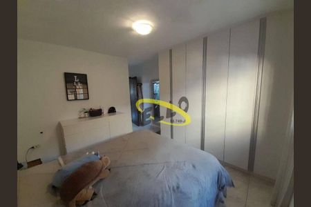 2_photo/94cfaa07cb.d7a91d1757fec3a4-ATLAS-67863702-bb2f-48b5-83d8-e3fbede1381f.jpg de casa à venda com 3 quartos, 260m² em Jardim dos Ipes, Cotia