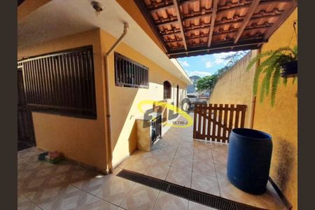 7_photo/94cfaa07cb.d7a91d1757fec3a4-ATLAS-7782a571-a26d-4c8d-ad49-d27a357fdca6.jpg de casa à venda com 3 quartos, 260m² em Jardim dos Ipes, Cotia