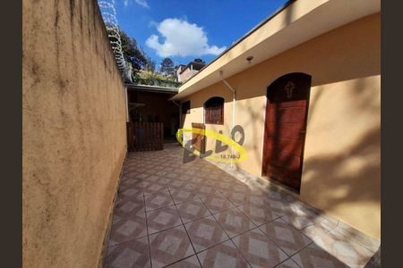 4_photo/94cfaa07cb.d7a91d1757fec3a4-ATLAS-7879e1d9-24f8-410d-818e-e15fb7b3fe9b.jpg de casa à venda com 3 quartos, 260m² em Jardim dos Ipes, Cotia