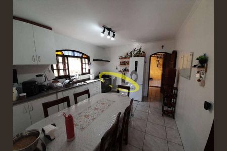 10_photo/94cfaa07cb.d7a91d1757fec3a4-ATLAS-9d36f686-2e59-4990-ab69-7f2ef38ff537.jpg de casa à venda com 3 quartos, 260m² em Jardim dos Ipes, Cotia