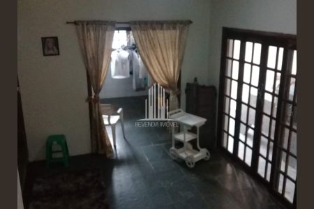 3_photo/94cfaa07d1.ea44b0009f7abdef-ATLAS-58e2b04e-6678-45bd-8e4e-ceb39088424a.jpg de casa à venda com 3 quartos, 180m² em Jardim Ipes, Cotia