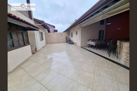 11_photo/94cfaa07ff.0cdd0262bd66ed83-ATLAS-3aea011f-6076-453d-9a4e-2b0c48ffffb5.jpg de casa à venda com 4 quartos, 289m² em Jardim dos Ipes, Cotia