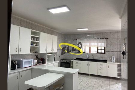 6_photo/94cfaa083f.e010ec75ee064575-ATLAS-bf1c58bb-083f-48a4-9e6f-5266bb33988a.jpg de casa à venda com 2 quartos, 224m² em Jardim dos Ipes, Cotia