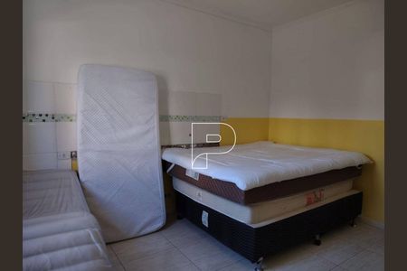 27_photo/94cfaa0853.f85dd87b752a1271-ATLAS-e410359a-941b-42ed-85e2-48ef40ed223b.jpg de casa à venda com 6 quartos, 297m² em Jardim dos Ipes, Cotia