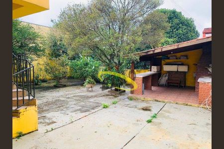 10_photo/94cfaa085f.31d0684885baaad9-ATLAS-bd907fe8-abb8-483e-8cf9-8f0f3b5c1bd8.jpg de casa à venda com 3 quartos, 180m² em Jardim dos Ipes, Cotia