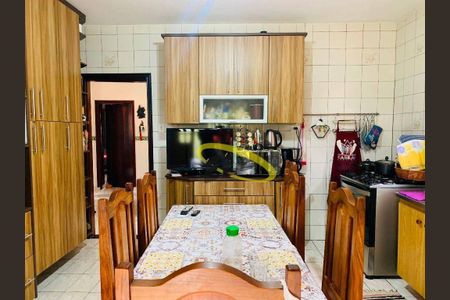 6_photo/94cfaa085f.31d0684885baaad9-ATLAS-fe9cbb39-22eb-4ce0-b4cd-7f08685dcf81.jpg de casa à venda com 3 quartos, 180m² em Jardim dos Ipes, Cotia