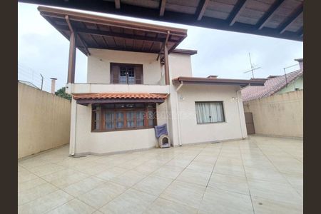 4_photo/94cfaa087d.491a58713d1e5de3-ATLAS-ee5f30c7-c1be-4704-86a9-be6bab632c11.jpg de casa à venda com 3 quartos, 289m² em Jardim dos Ipes, Cotia