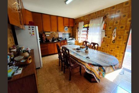 8_photo/94cfaa088f.8d9d2e8c4e07ca84-ATLAS-983b8363-d666-44b9-91b6-9329dac5409b.jpg de casa à venda com 3 quartos, 380m² em Jardim dos Ipes, Cotia