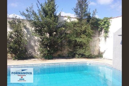 2_photo/94cfaa08a1.c54d8ccd00eda198-ATLAS-c88a2c53-0c4f-4f3c-859e-de5c1e577b8d.jpg de casa à venda com 3 quartos, 220m² em Jardim dos Ipes, Cotia