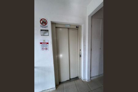 2_photo/94cfaa09af.ceff8192393c33de-ATLAS-b68d8907-1875-45a4-84bd-e6881ff06ec0.jpg de casa à venda com 2 quartos, 49m² em Jardim dos Ipes, Cotia