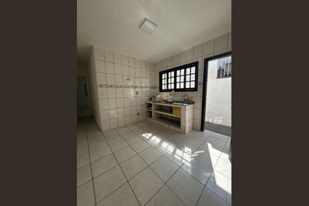 5_photo/94cfaa0f3b.3dcebeb42eae20b2-ATLAS-2664e44a-6343-4e43-9432-909c4ba7317d.jpg de casa à venda com 2 quartos, 70m² em Jardim Ipes, Cotia