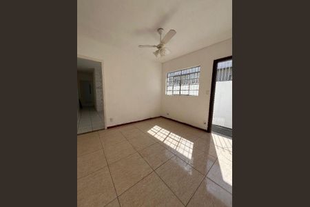 4_photo/94cfaa0f3b.3dcebeb42eae20b2-ATLAS-50011140-dfb3-4674-b065-41e340552008.jpg de casa à venda com 2 quartos, 70m² em Jardim Ipes, Cotia