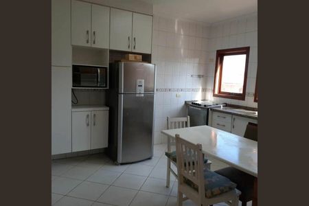 8_photo/94cfaa1007.5afd90b9c05d4dec-ATLAS-3721b3c4-9980-4a5d-93d9-a74942d342b5.jpg de casa de condomínio à venda com 3 quartos, 232m² em Parque Paulistano, Cotia