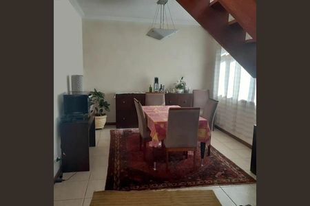 10_photo/94cfaa1007.5afd90b9c05d4dec-ATLAS-76b7645a-9ee7-43d4-a448-bebd06096fbc.jpg de casa de condomínio à venda com 3 quartos, 232m² em Parque Paulistano, Cotia