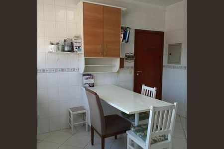 11_photo/94cfaa1007.5afd90b9c05d4dec-ATLAS-8320c94a-2ebe-46c8-af61-d6a28ff56331.jpg de casa de condomínio à venda com 3 quartos, 232m² em Parque Paulistano, Cotia