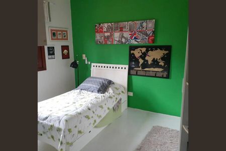 15_photo/94cfaa1007.5afd90b9c05d4dec-ATLAS-8e00bf19-7a22-425b-8fa4-93ea2e4aa6ca.jpg de casa de condomínio à venda com 3 quartos, 232m² em Parque Paulistano, Cotia