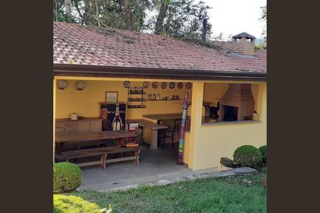 10_photo/94cfaa100f.5afd90b9c05d4dec-ATLAS-b5605e3c-1405-4a57-a06a-e0607416effa.jpg de casa de condomínio à venda com 3 quartos, 232m² em Jardim Ipes, Cotia