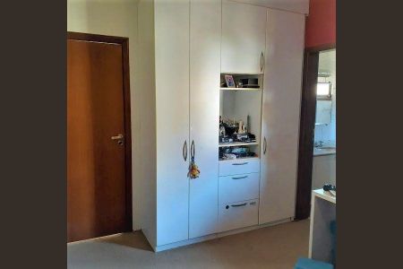 7_photo/94cfaa100f.5afd90b9c05d4dec-ATLAS-ea60fc29-72e0-433a-8341-b9e86870b33c.jpg de casa de condomínio à venda com 3 quartos, 232m² em Jardim Ipes, Cotia