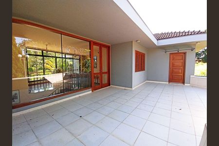 7_photo/94cfaa1099.561dcad3d0cedf12-ATLAS-93bff788-78cc-49b7-aac2-df58061a6b1e.jpg de casa à venda com 4 quartos, 375m² em Parque Dom Henrique, Cotia