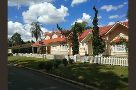 2_photo/94cfaa10c3.7e2ea02b9085bf9d-ATLAS-32d1ee10-3d35-4b95-b128-3992f11fd411.jpg de casa de condomínio à venda com 4 quartos, 600m² em Parque Dom Henrique, Cotia