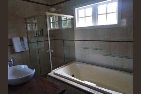 10_photo/94cfaa10c3.7e2ea02b9085bf9d-ATLAS-a58eaf36-ea46-41c0-8999-4b557390f07b.jpg de casa de condomínio à venda com 4 quartos, 600m² em Parque Dom Henrique, Cotia