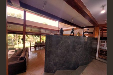 7_photo/94cfaa10ed.7a37549eceeba21f-ATLAS-24dcad27-8e8f-4182-8b38-cea1f1b3f15a.jpg de casa à venda com 3 quartos, 475m² em Parque Dom Henrique, Cotia