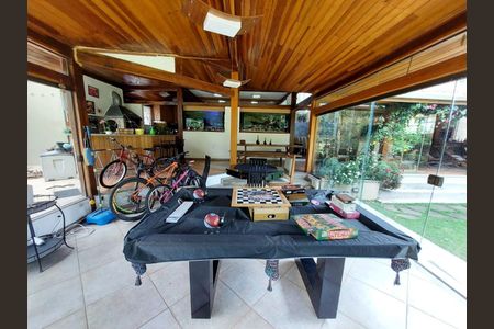 10_photo/94cfaa10ed.7a37549eceeba21f-ATLAS-e7d3a906-6685-46eb-b560-f42b7c4db6bc.jpg de casa à venda com 3 quartos, 475m² em Parque Dom Henrique, Cotia