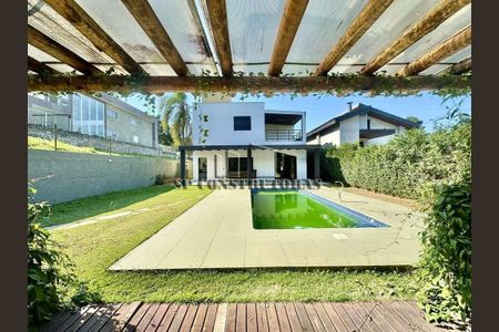 8_photo/94cfaa135b.db03c5d864c86fb4-ATLAS-2fd2cc5c-b8f5-490e-afa1-57cb573a05ff.jpg de casa à venda com 4 quartos, 360m² em Cotia, Cotia