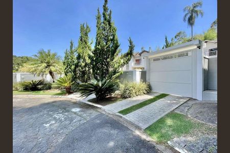 4_photo/94cfaa1743.2899b17cdfb92887-ATLAS-5120d8ee-6bb9-4a66-8f3e-c8a15c1263ca.jpg de casa à venda com 5 quartos, 618m² em Parque Dom Henrique, Cotia