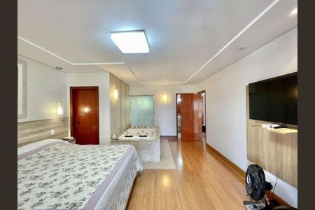 9_photo/94cfaa1743.2899b17cdfb92887-ATLAS-dcd43ab9-7671-4d35-a22f-b86b62c8ba5e.jpg de casa à venda com 5 quartos, 618m² em Parque Dom Henrique, Cotia