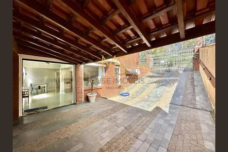 45_photo/94cfaa1905.bd8f5cf949adc756-ATLAS-8a2a7025-6fa3-44df-a166-9155fbcaebfc.jpg de casa à venda com 5 quartos, 650m² em Parque Dom Henrique, Cotia