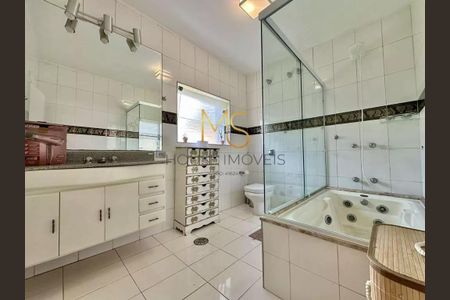 23_photo/94cfaa1905.bd8f5cf949adc756-ATLAS-b897d85c-94da-4a8f-86bb-7fd8c49ce822.jpg de casa à venda com 5 quartos, 650m² em Parque Dom Henrique, Cotia