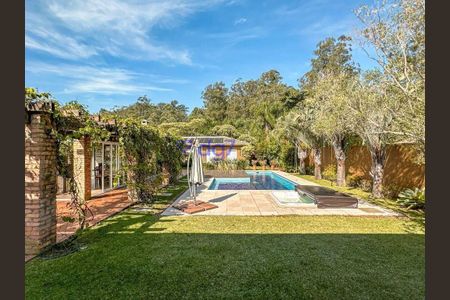 2_photo/94cfaa190f.484be733107bb271-ATLAS-637f68b5-7949-4e87-809d-b59f2caa75e7.jpg de casa à venda com 4 quartos, 549m² em Jardim Ipes, Cotia