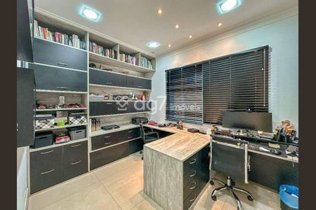 8_photo/94cfaa190f.484be733107bb271-ATLAS-7657d64b-24fc-4c2c-939f-cbcc6c80fc06.jpg de casa à venda com 4 quartos, 549m² em Jardim Ipes, Cotia