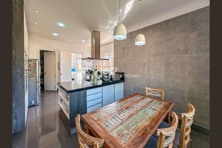 12_photo/94cfaa190f.484be733107bb271-ATLAS-95965e1a-e162-4e50-898d-fe0ddd47a526.jpg de casa à venda com 4 quartos, 549m² em Jardim Ipes, Cotia