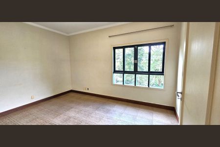 5_photo/94cfaa19bf.49c40a4e0c1b1036-ATLAS-ba6f0cc2-d715-4b60-804e-43fc065dcfde.jpg de casa de condomínio à venda com 3 quartos, 440m² em Parque Dom Henrique, Cotia