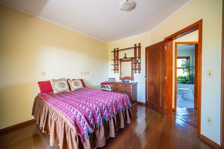 14_photo/94cfaa1a01.7921032f84b277b6-ATLAS-0fb6c4ca-ecc4-4794-957b-78cf00ddb2b0.jpg de casa à venda com 3 quartos, 332m² em Parque Dom Henrique, Cotia