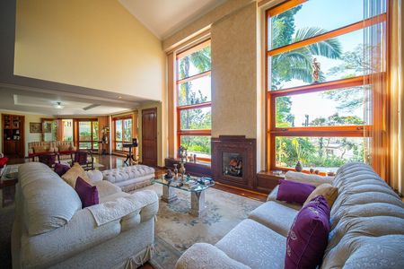 10_photo/94cfaa1a01.7921032f84b277b6-ATLAS-d4043cac-ee08-4ef5-82c5-4e3a5ee7ed56.jpg de casa à venda com 3 quartos, 332m² em Parque Dom Henrique, Cotia