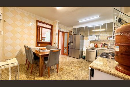 3_photo/94cfaa1a17.f4a5c666155909d5-ATLAS-32fe3d85-0b43-4dcc-890d-b798195fbd73.jpg de casa à venda com 4 quartos, 950m² em Parque Dom Henrique, Cotia