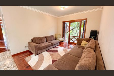 26_photo/94cfaa1a17.f4a5c666155909d5-ATLAS-e11e89d5-ad7a-4dbc-a22a-971504280a47.jpg de casa à venda com 4 quartos, 950m² em Parque Dom Henrique, Cotia