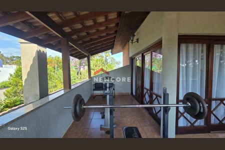 12_photo/94cfaa1a2f.93b8fa184532727f-ATLAS-03bdb306-734f-4b1d-a5d5-a7b6488b01b2.jpg de casa à venda com 4 quartos, 950m² em Parque Dom Henrique, Cotia