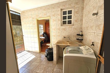 9_photo/94cfaa1a45.10655cb5bd00a8f7-ATLAS-d46b667b-05bb-45ad-99bf-2834124c7d41.jpg de casa à venda com 4 quartos, 212m² em Jardim Belizário, Cotia