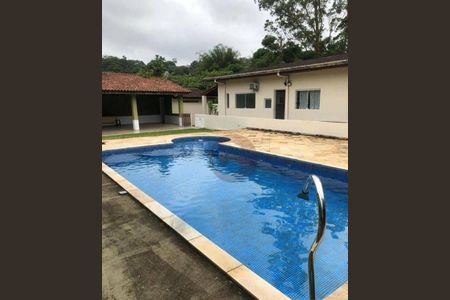 2_photo/94cfaa1aad.ad6cb26ada8414aa-ATLAS-bf6a230e-2097-47be-8ebc-e3f3c8fef81d.jpg de casa de condomínio à venda com 3 quartos, 390m² em Jardim Belizário, Cotia