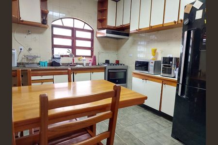 11_photo/94cfaa1acd.dd810fae21d85007-ATLAS-d20b4ebe-52bb-4cf0-b4a9-1a67df44cf57.jpg de casa de condomínio à venda com 3 quartos, 199m² em Parque Paulistano, Cotia