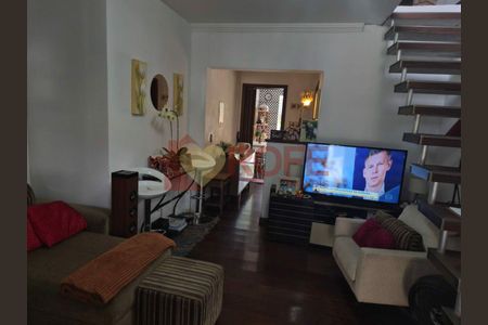 5_photo/94cfaa1adb.2589b1fd00b31c34-ATLAS-7ae04e38-8dfd-4a1f-b2f4-665aee80b20d.jpg de casa para alugar com 3 quartos, 287m² em Jardim Belizário, Cotia