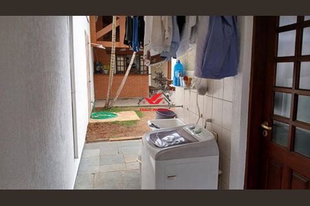 10_photo/94cfaa1add.719fbdc320448c84-ATLAS-2e58549f-ac5a-4d02-9271-3c7b4b6a7c10.jpg de casa à venda com 3 quartos, 230m² em Jardim Belizário, Cotia