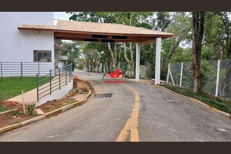 5_photo/94cfaa1add.719fbdc320448c84-ATLAS-82857591-9ddc-4424-9246-3d4f27abde77.jpg de casa à venda com 3 quartos, 230m² em Jardim Belizário, Cotia