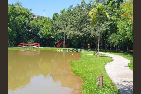 13_photo/94cfaa1b83.cdc422f0f5acc07d-ATLAS-79d2f969-5a25-41e2-a785-07e4ecea1382.jpg de casa de condomínio à venda com 3 quartos, 820m² em Jardim Belizário, Cotia