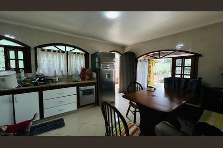 11_photo/94cfaa1b9f.85bd9762b735a316-ATLAS-589a01b3-e614-4b7f-8105-ef035e7cbf36.jpg de casa de condomínio à venda com 3 quartos, 388m² em Jardim Belizário, Cotia