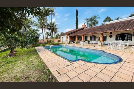 3_photo/94cfaa1b9f.85bd9762b735a316-ATLAS-e6f30f85-c28c-47bf-b603-50b3ead7f99a.jpg de casa de condomínio à venda com 3 quartos, 388m² em Jardim Belizário, Cotia